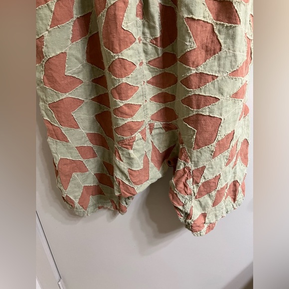 Magnolia Pearl linen short pants OS (item 22.3) - Picture 3 of 6